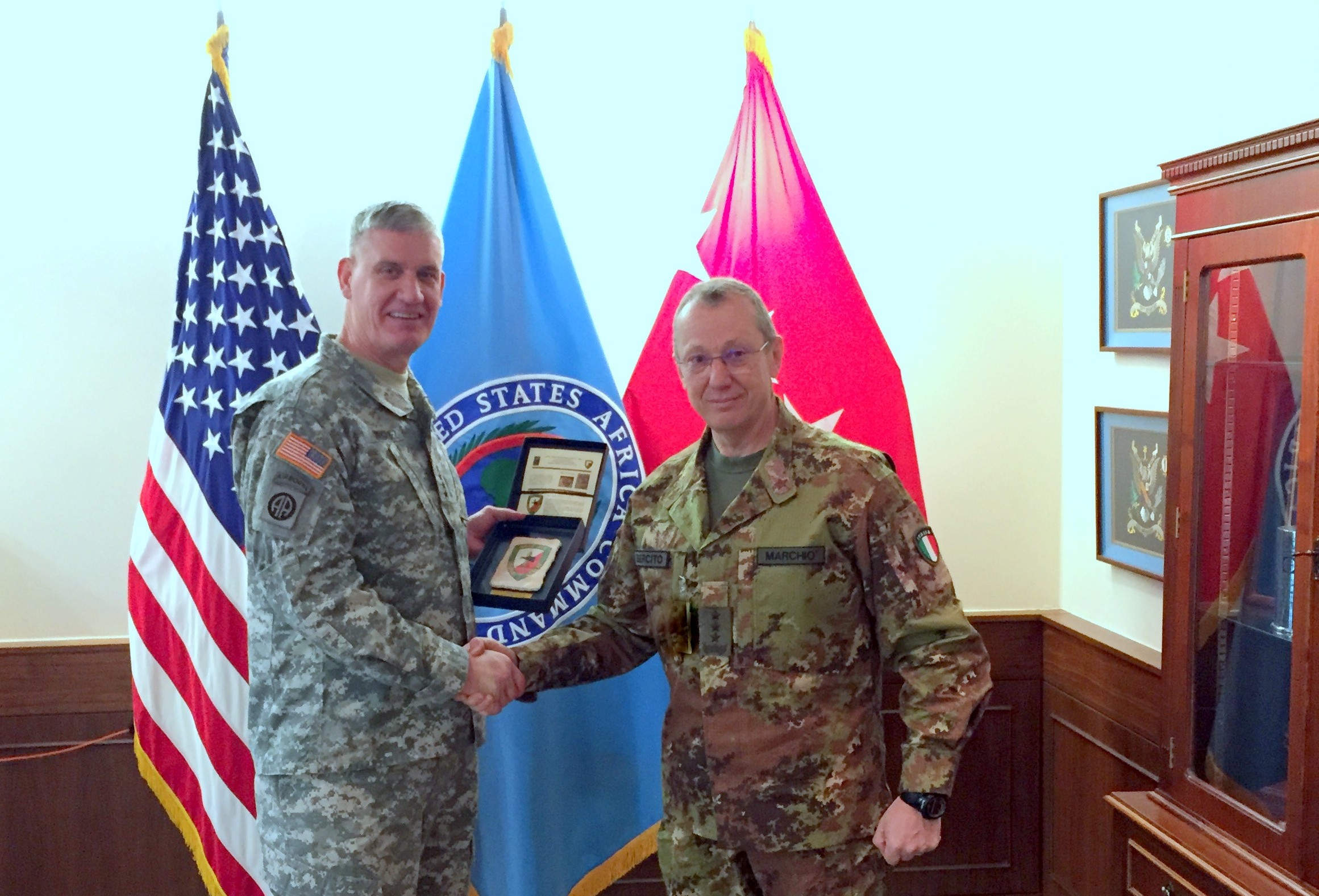 NRDC-ITA Commander visits USAFRICOM 