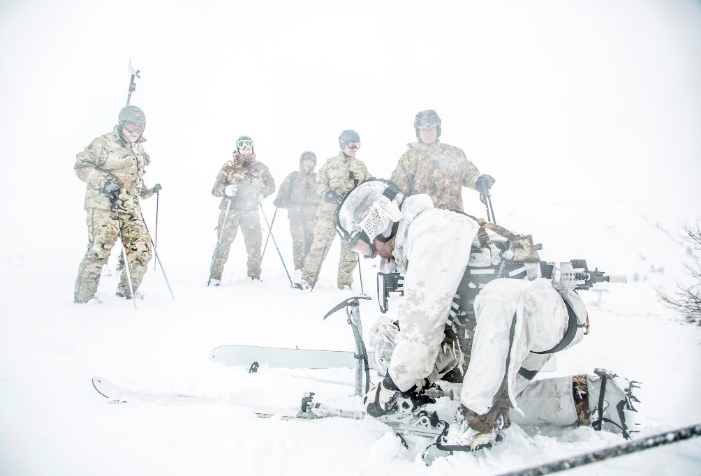 COM and DCOM NRDC-ITA at the Italian Army Mountain Warfare Course