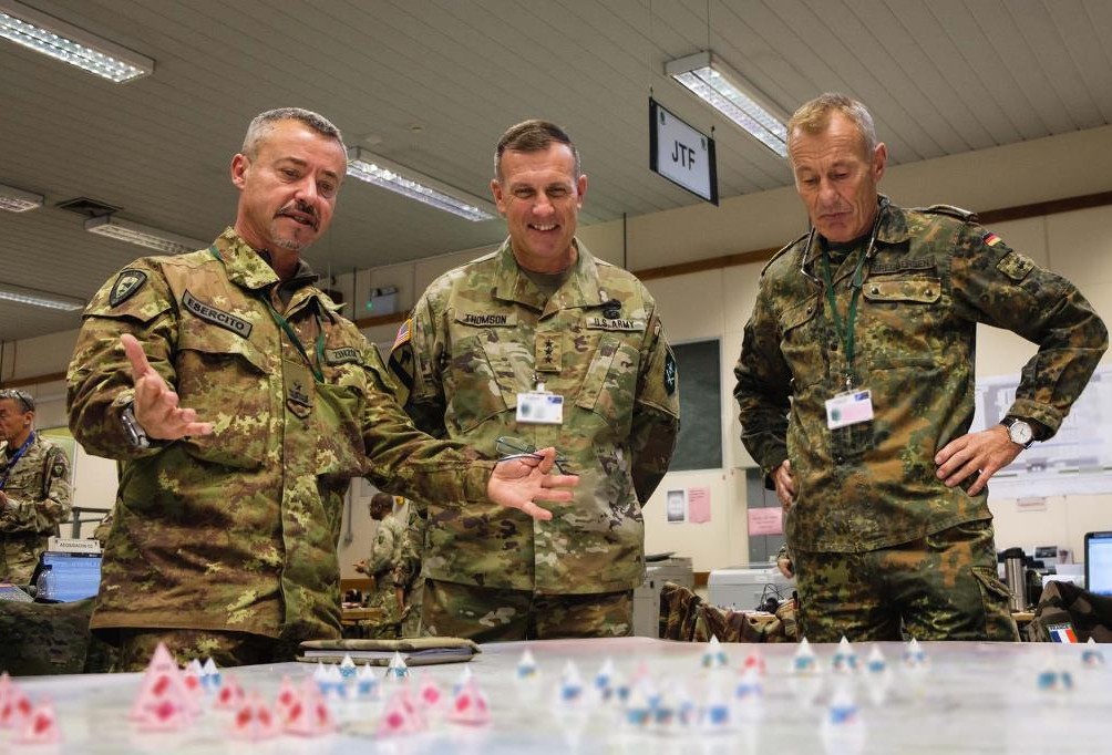 Successful mutual training between sibling HQs in ARRCADE Fusion 19