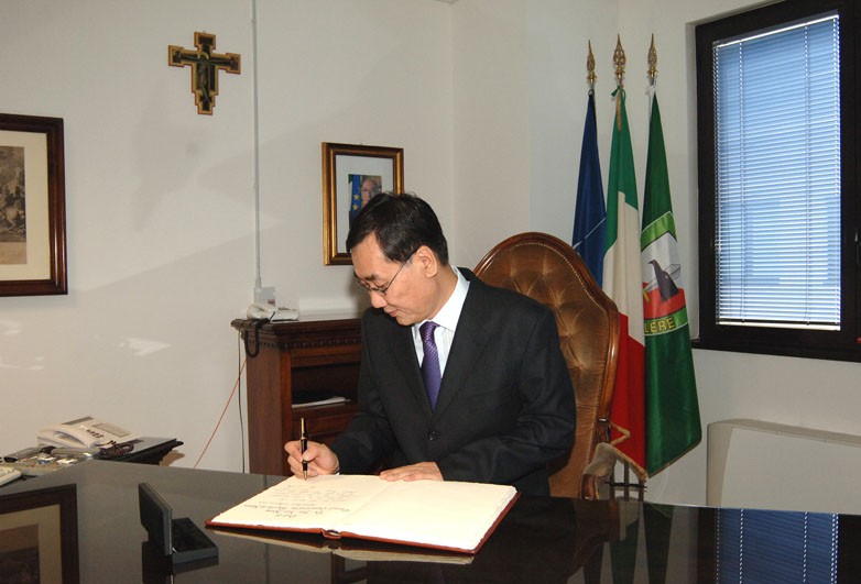 THE CONSUL GENERAL OF THE REPUBLIC OF KOREA VISITS NRDC-ITA