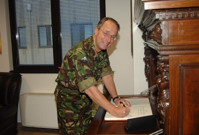 COMMANDER ALLIED RAPID REACTION CORPS (ARRC) VISITS HQ NRDC-IT