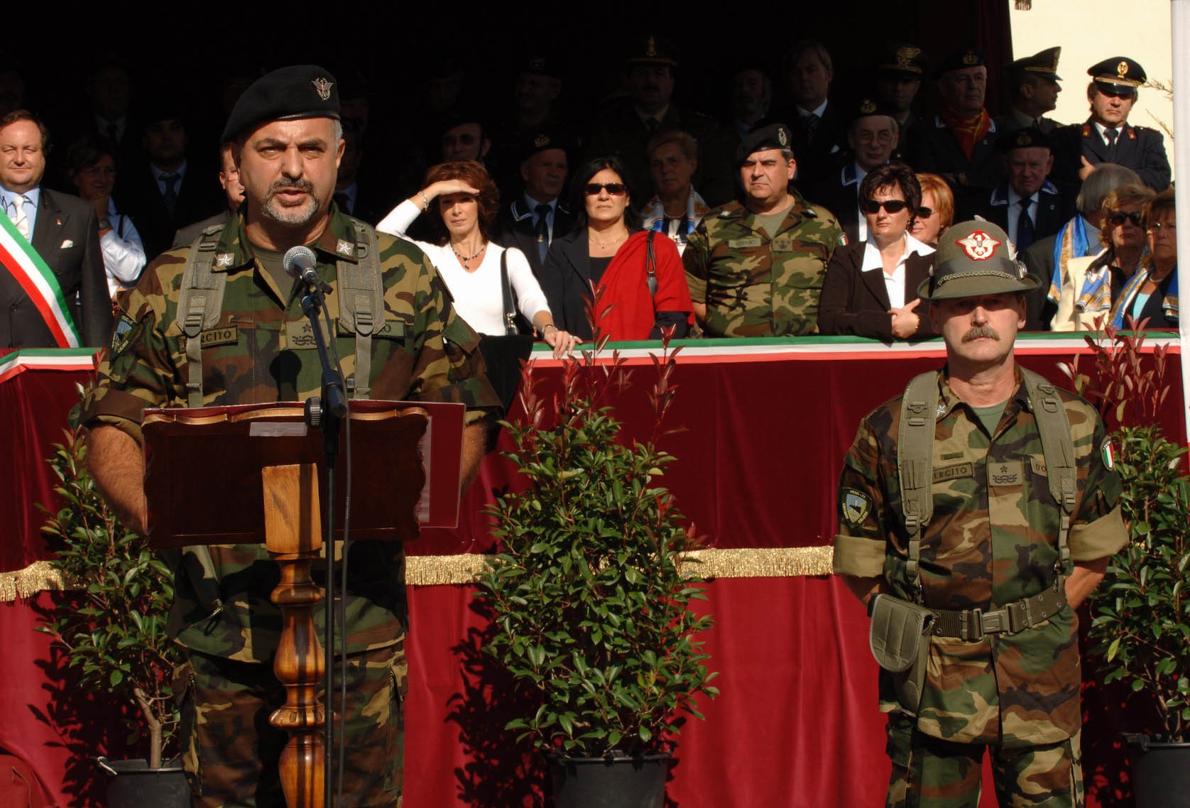 NEW COMMANDER HQ NRDC-IT SIGNAL BRIGADE