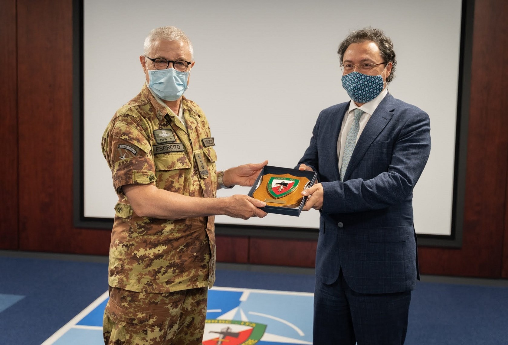 General Miglietta meets the Consul General of Turkey