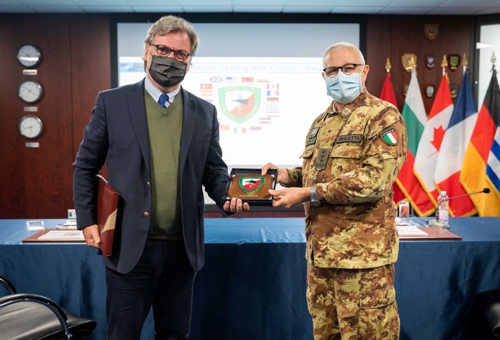 General Miglietta meets the General Consul of Slovenia
